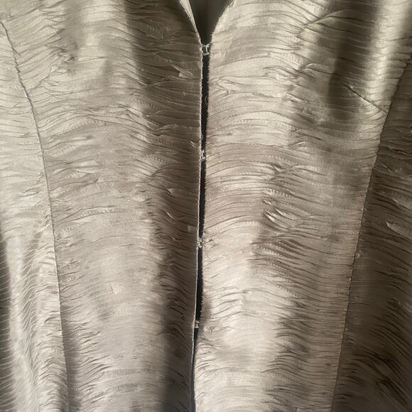 Eileen Fisher Ripple Bindu 100% Silk Textured Natural Beige Jacket Size Medium - Picture 5 of 6